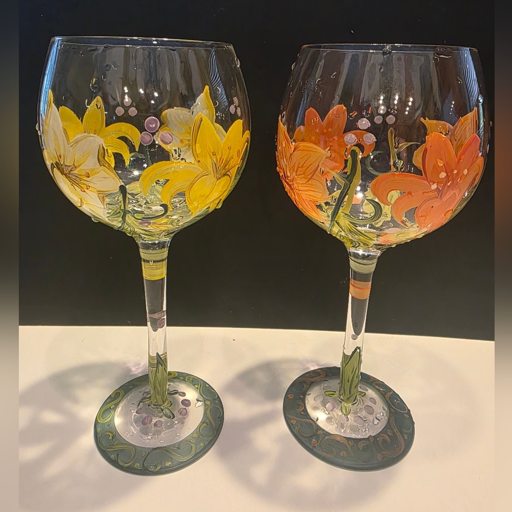 Hand Blown Yellow & Orange Lilies Handpainted 8.5" Balloon 2 Wine Glasses